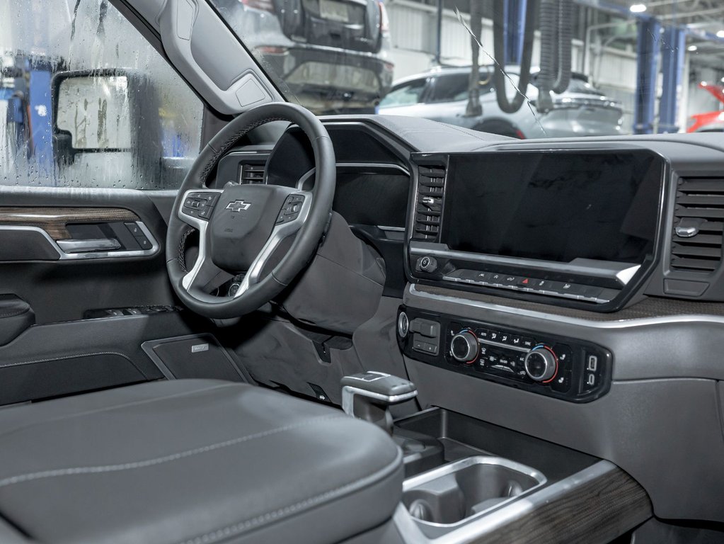 2026 Chevrolet Silverado 1500 in St-Jérôme, Quebec - 30 - w1024h768px