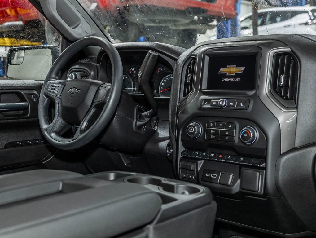 Chevrolet Silverado 1500  2026 à St-Jérôme, Québec - 27 - w1024h768px