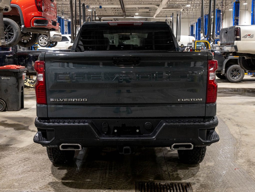 Chevrolet Silverado 1500  2026 à St-Jérôme, Québec - 6 - w1024h768px