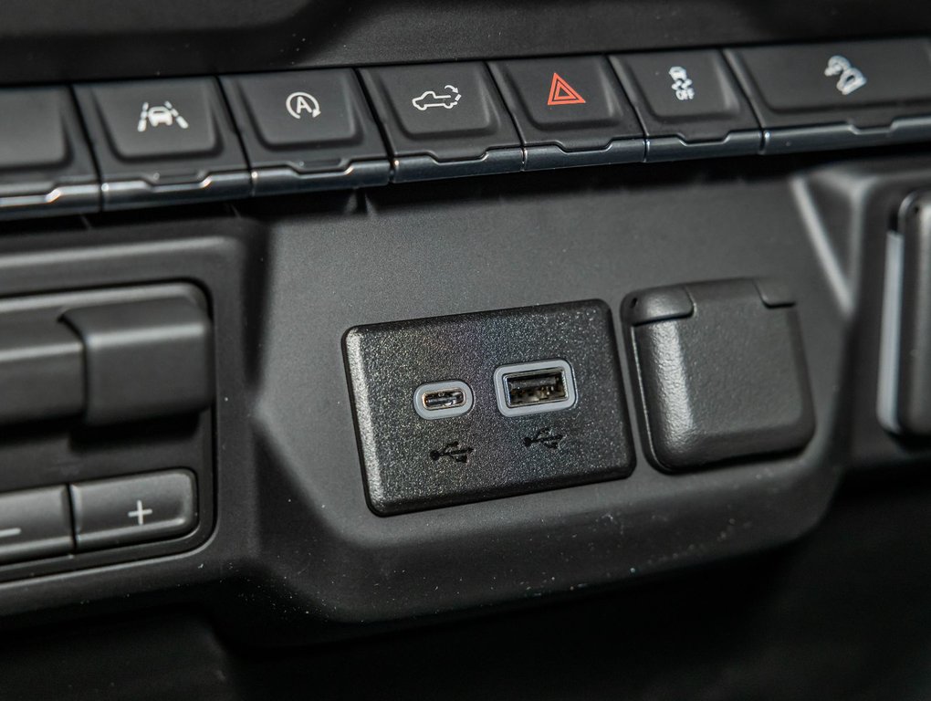 Chevrolet Silverado 1500  2026 à St-Jérôme, Québec - 26 - w1024h768px