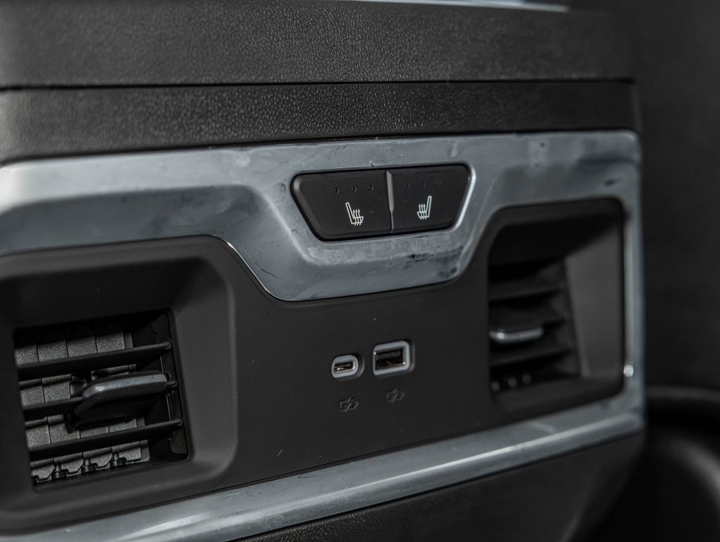 2026 Chevrolet Silverado 1500 in St-Jérôme, Quebec - 32 - w1024h768px