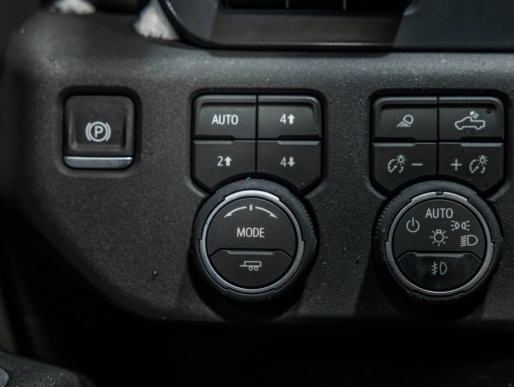 2026 Chevrolet Silverado 1500 in St-Jérôme, Quebec - 25 - w1024h768px