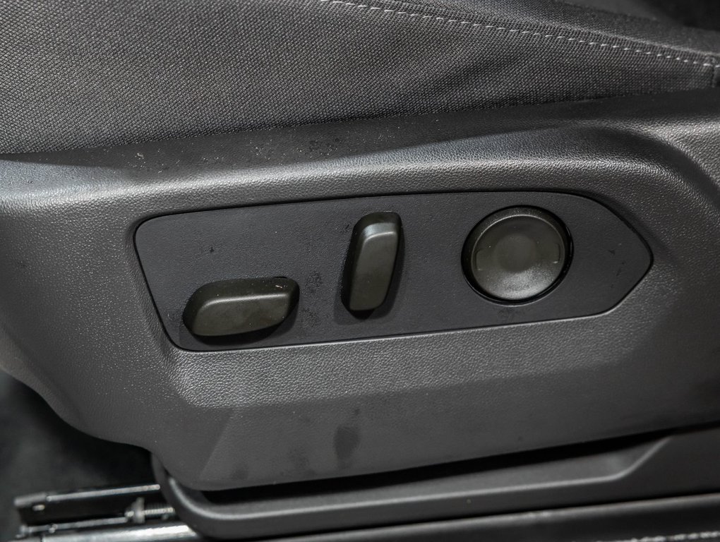 2026 Chevrolet Silverado 1500 in St-Jérôme, Quebec - 26 - w1024h768px