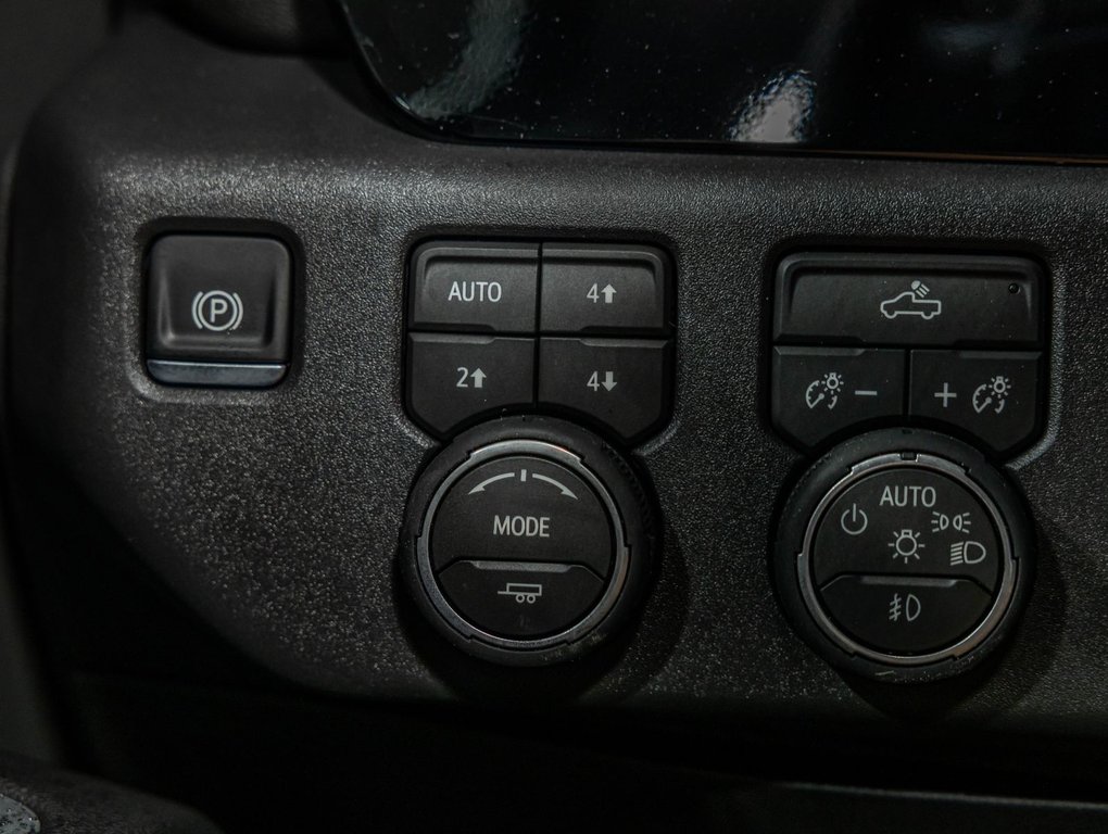 2026 Chevrolet Silverado 1500 in St-Jérôme, Quebec - 24 - w1024h768px