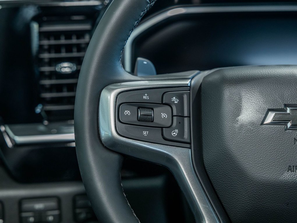 2026 Chevrolet Silverado 1500 in St-Jérôme, Quebec - 12 - w1024h768px