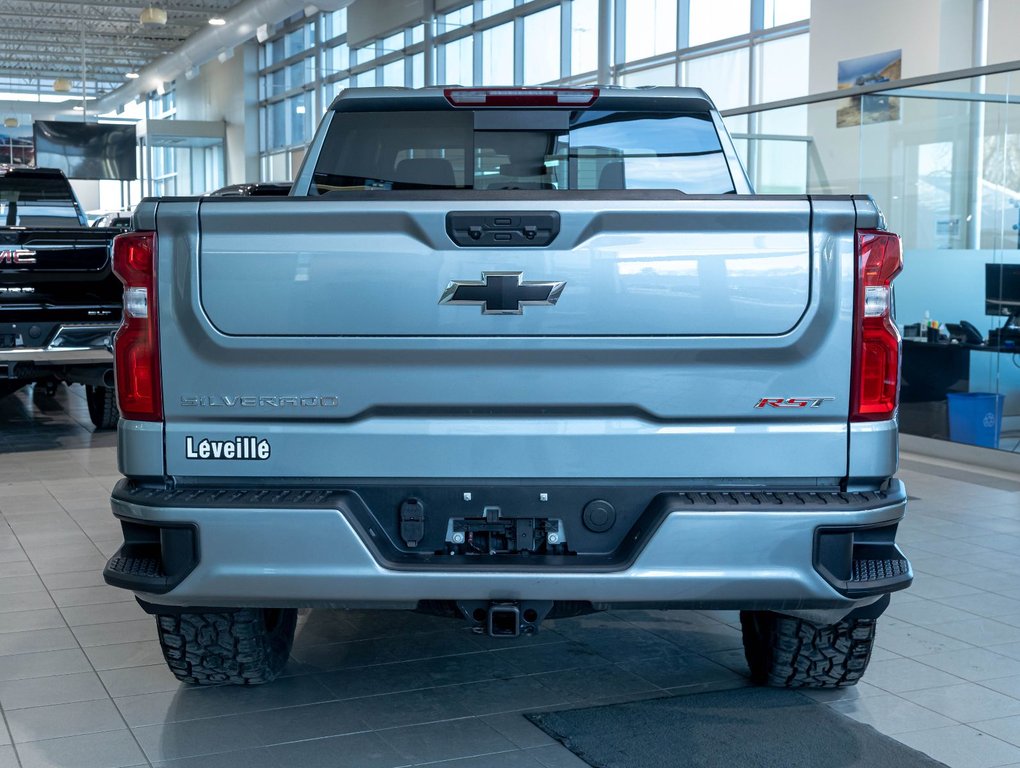 2026 Chevrolet Silverado 1500 in St-Jérôme, Quebec - 6 - w1024h768px