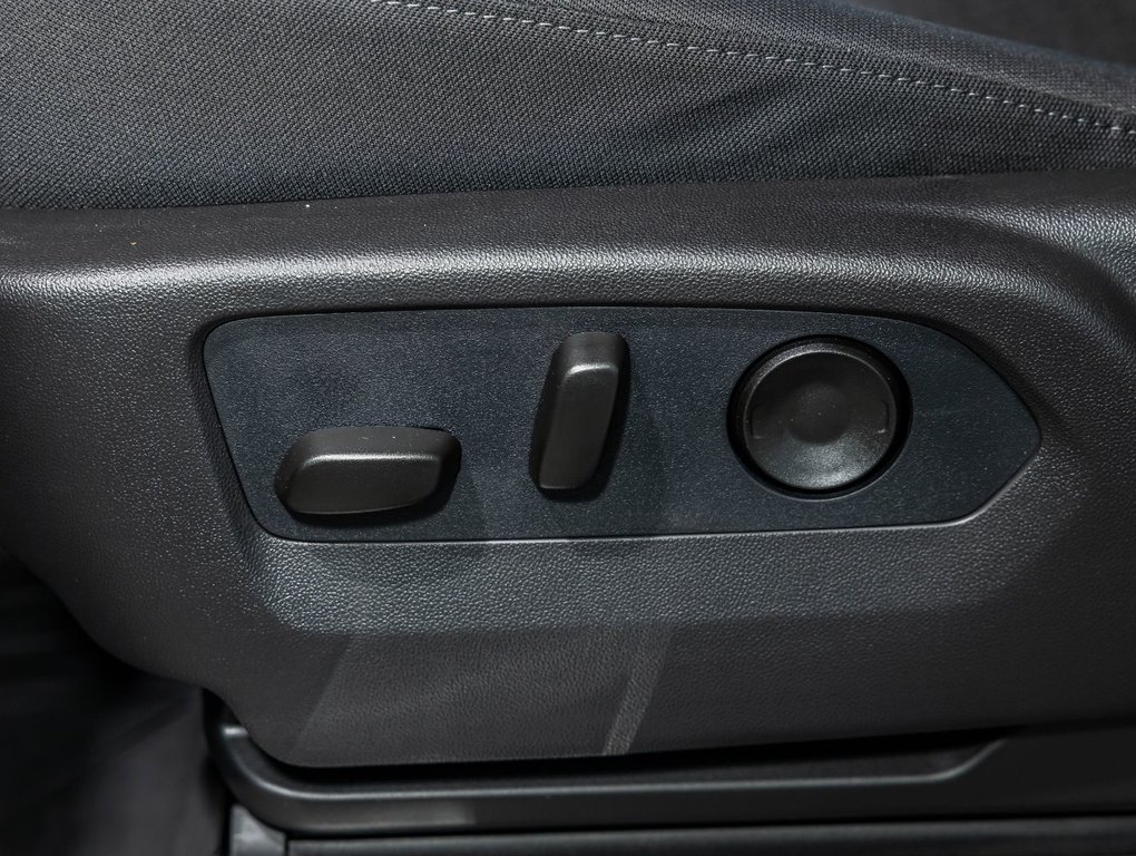 2026 Chevrolet Silverado 1500 in St-Jérôme, Quebec - 24 - w1024h768px