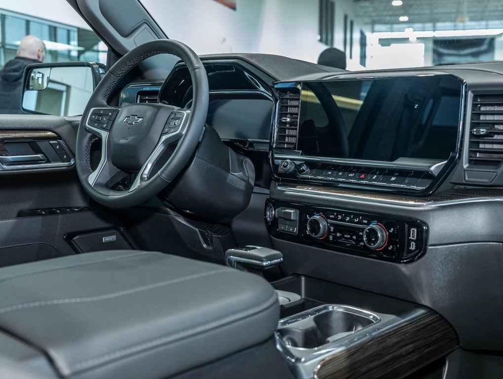 2026 Chevrolet Silverado 1500 in St-Jérôme, Quebec - 27 - w1024h768px