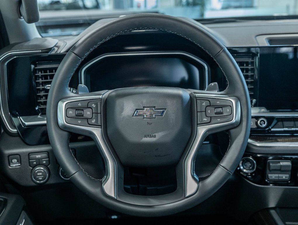 2026 Chevrolet Silverado 1500 in St-Jérôme, Quebec - 11 - w1024h768px