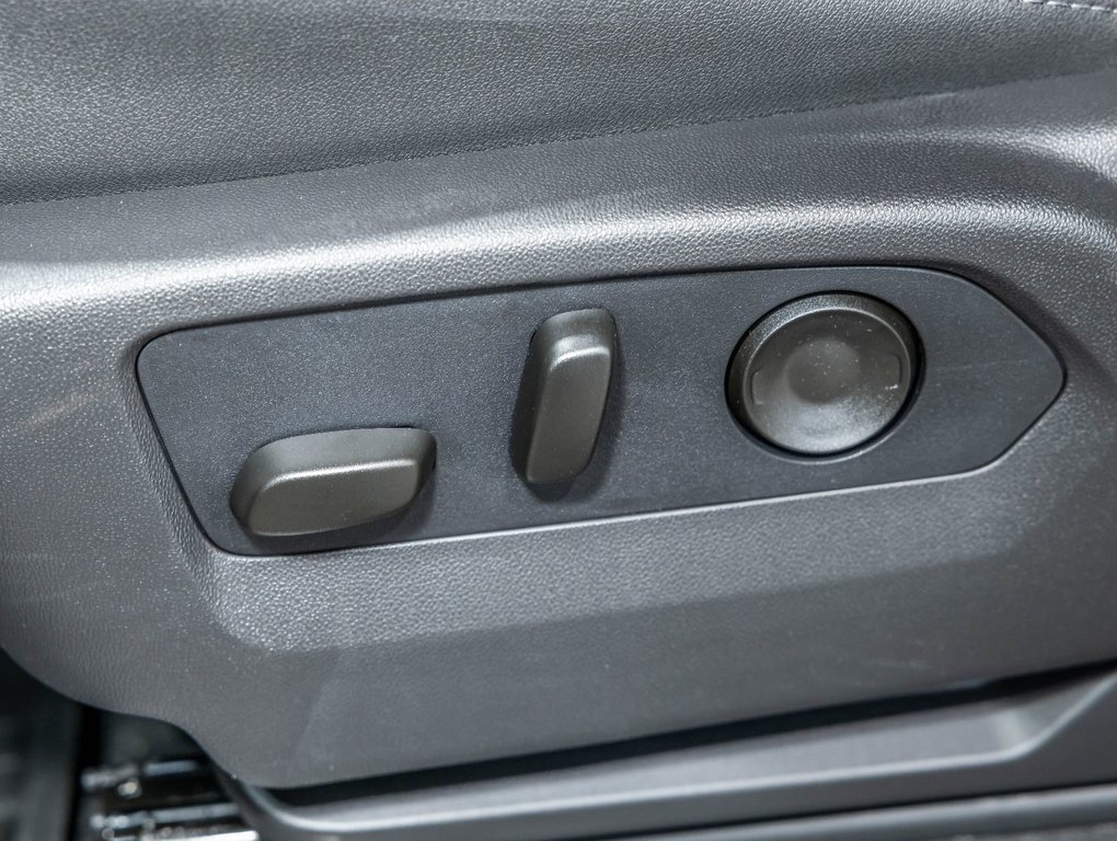 2026 Chevrolet Silverado 1500 in St-Jérôme, Quebec - 26 - w1024h768px