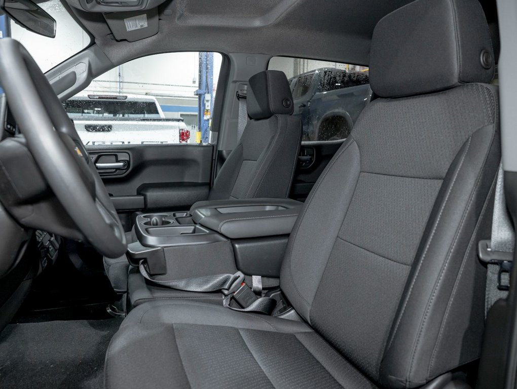 Chevrolet Silverado 1500  2026 à St-Jérôme, Québec - 10 - w1024h768px