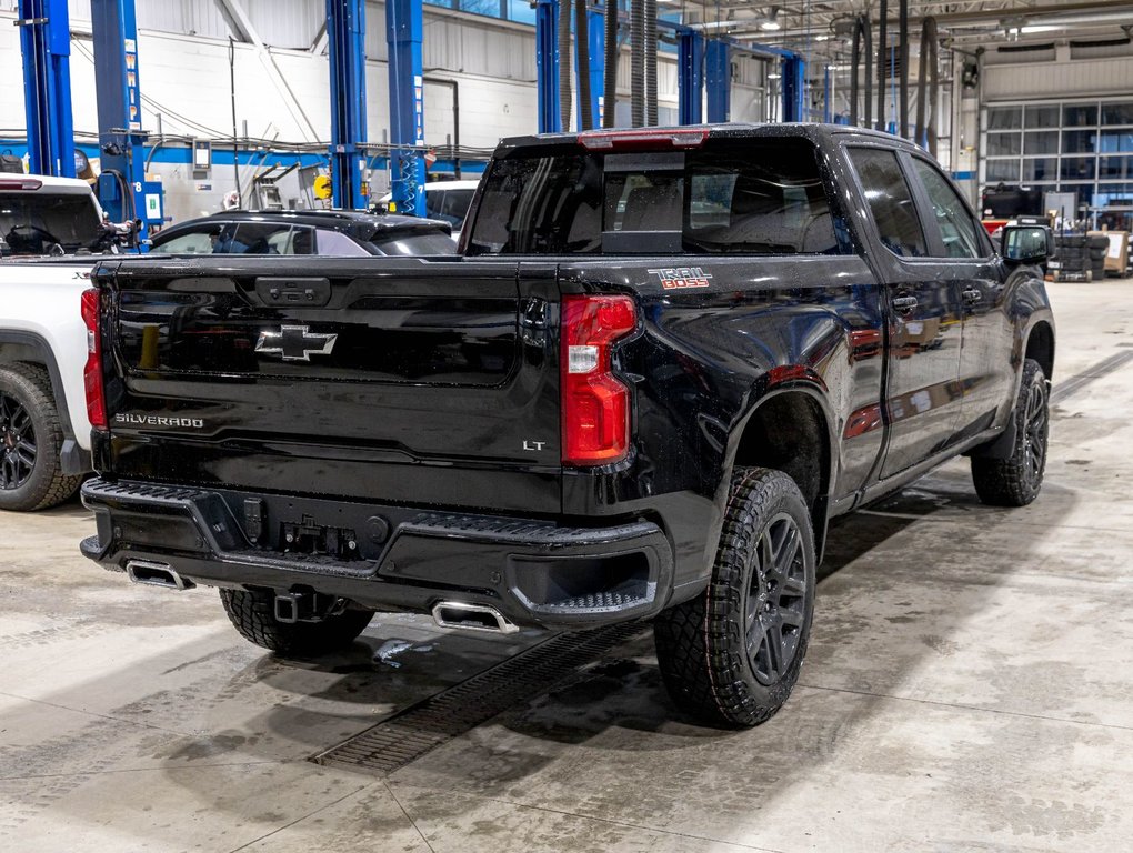 Chevrolet Silverado 1500  2026 à St-Jérôme, Québec - 9 - w1024h768px