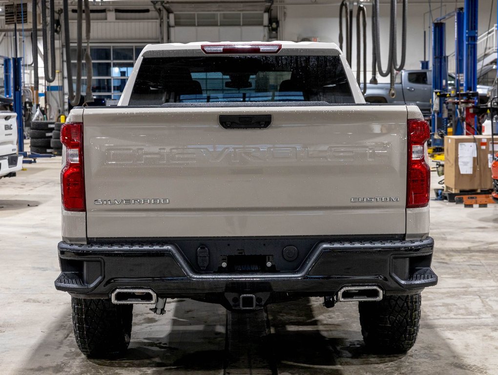 Chevrolet Silverado 1500  2026 à St-Jérôme, Québec - 6 - w1024h768px