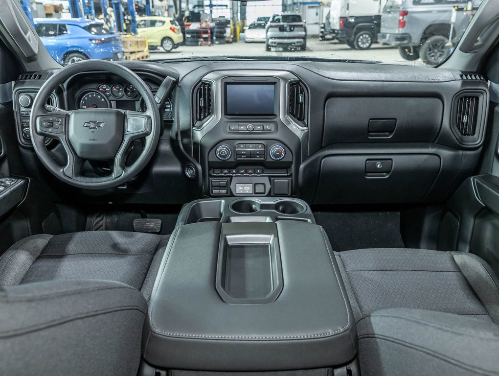 2026 Chevrolet Silverado 1500 in St-Jérôme, Quebec - 4 - w1024h768px
