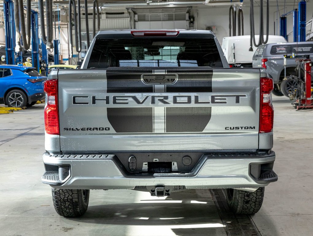 2026 Chevrolet Silverado 1500 in St-Jérôme, Quebec - 6 - w1024h768px
