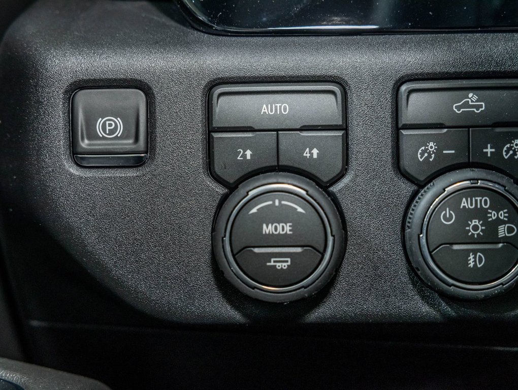 2026 Chevrolet Silverado 1500 in St-Jérôme, Quebec - 24 - w1024h768px