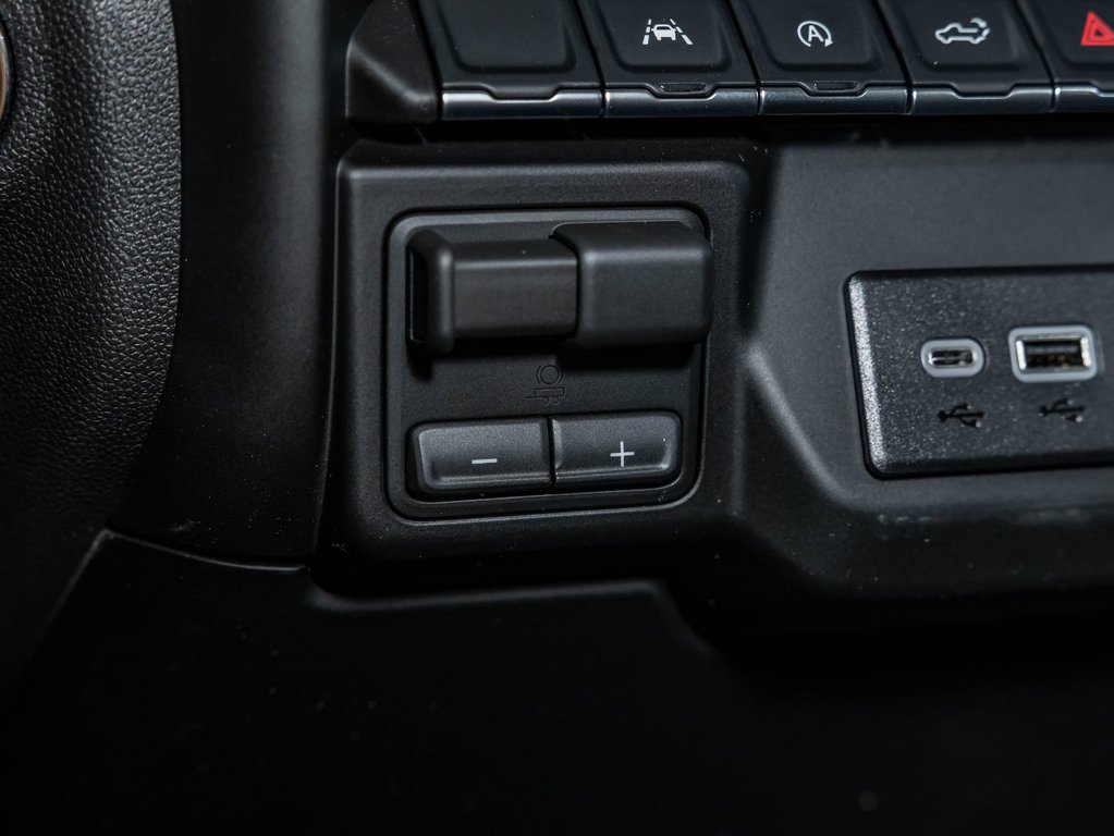 2026 Chevrolet Silverado 1500 in St-Jérôme, Quebec - 23 - w1024h768px