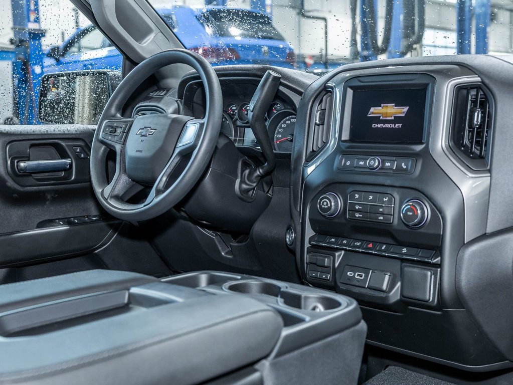 2026 Chevrolet Silverado 1500 in St-Jérôme, Quebec - 27 - w1024h768px