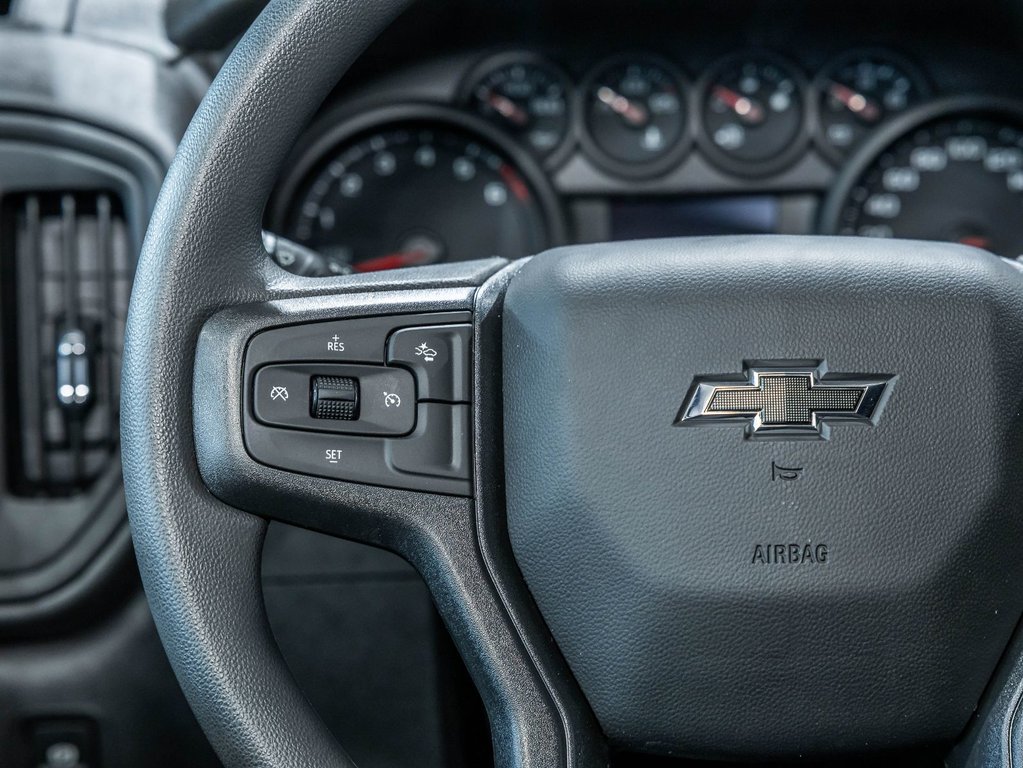 2026 Chevrolet Silverado 1500 in St-Jérôme, Quebec - 13 - w1024h768px