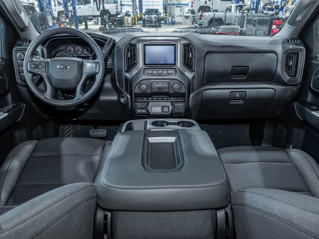 2026 Chevrolet Silverado 1500 in St-Jérôme, Quebec - 4 - w1024h768px