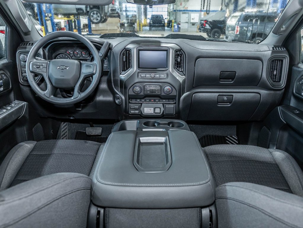 Chevrolet Silverado 1500  2026 à St-Jérôme, Québec - 4 - w1024h768px