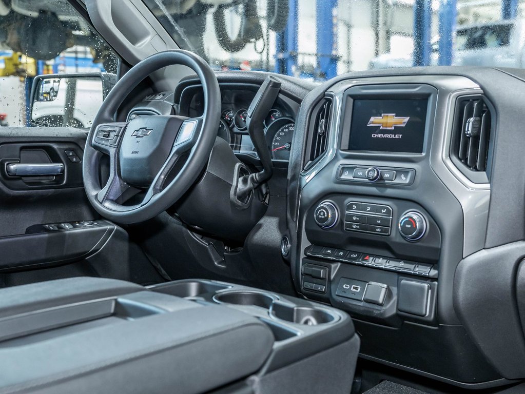Chevrolet Silverado 1500  2026 à St-Jérôme, Québec - 27 - w1024h768px