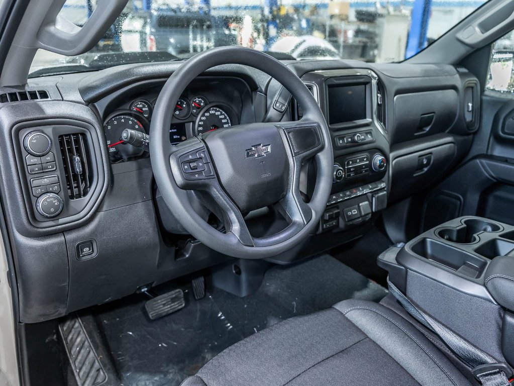 Chevrolet Silverado 1500  2026 à St-Jérôme, Québec - 11 - w1024h768px