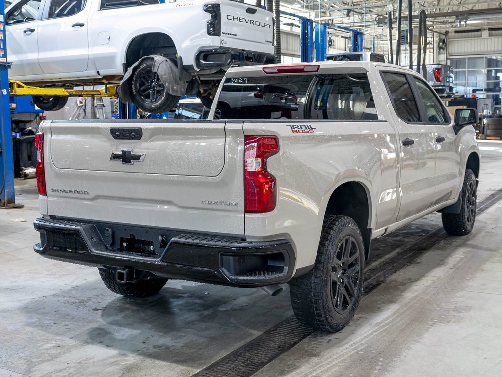 Chevrolet Silverado 1500  2026 à St-Jérôme, Québec - 8 - w1024h768px
