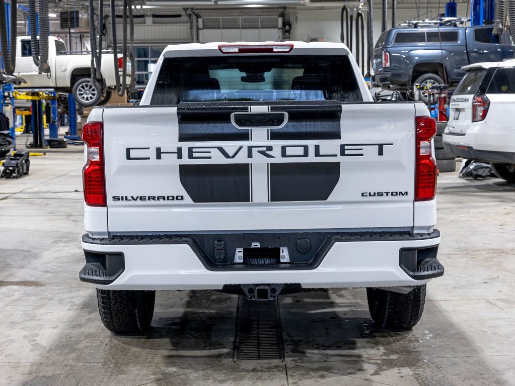 Chevrolet Silverado 1500  2026 à St-Jérôme, Québec - 6 - w1024h768px