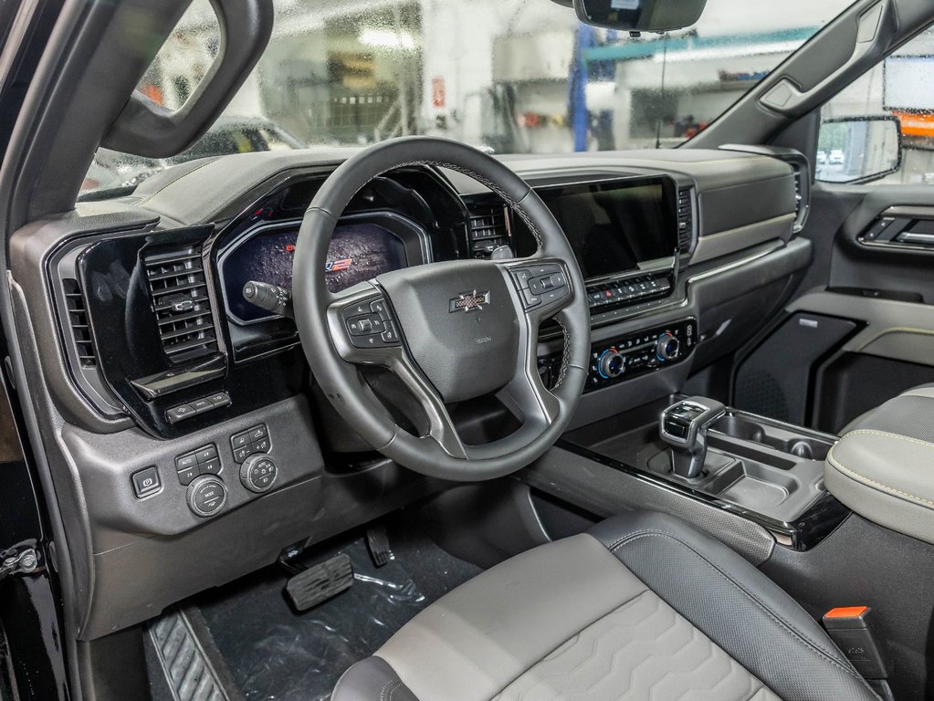 2026 Chevrolet Silverado 1500 in St-Jérôme, Quebec - 12 - w1024h768px