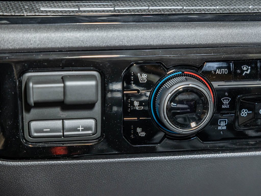 2026 Chevrolet Silverado 1500 in St-Jérôme, Quebec - 23 - w1024h768px