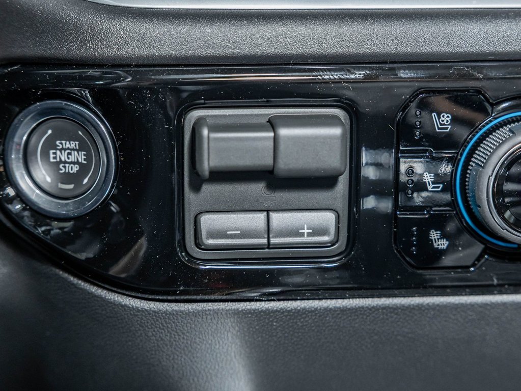 2026 Chevrolet Silverado 1500 in St-Jérôme, Quebec - 25 - w1024h768px