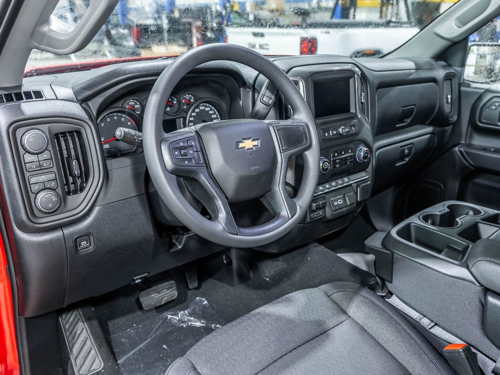Chevrolet Silverado 1500  2026 à St-Jérôme, Québec - 11 - w1024h768px