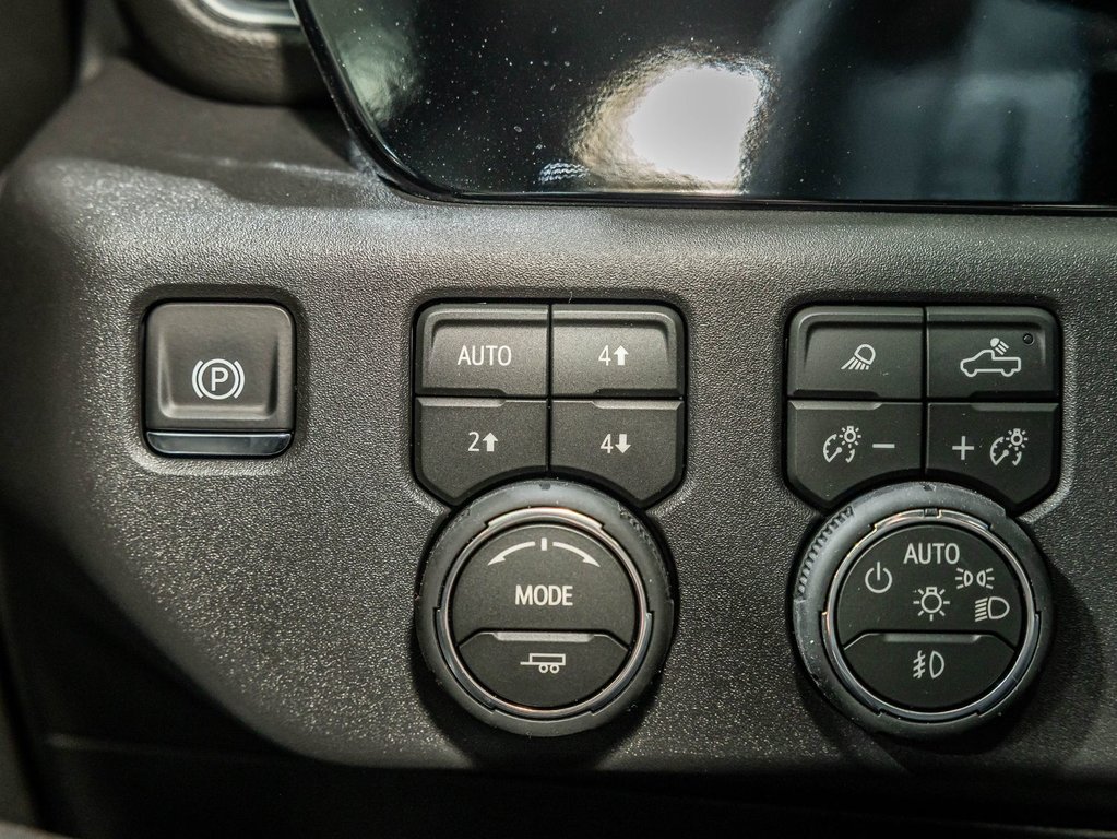 2026 Chevrolet Silverado 1500 in St-Jérôme, Quebec - 24 - w1024h768px