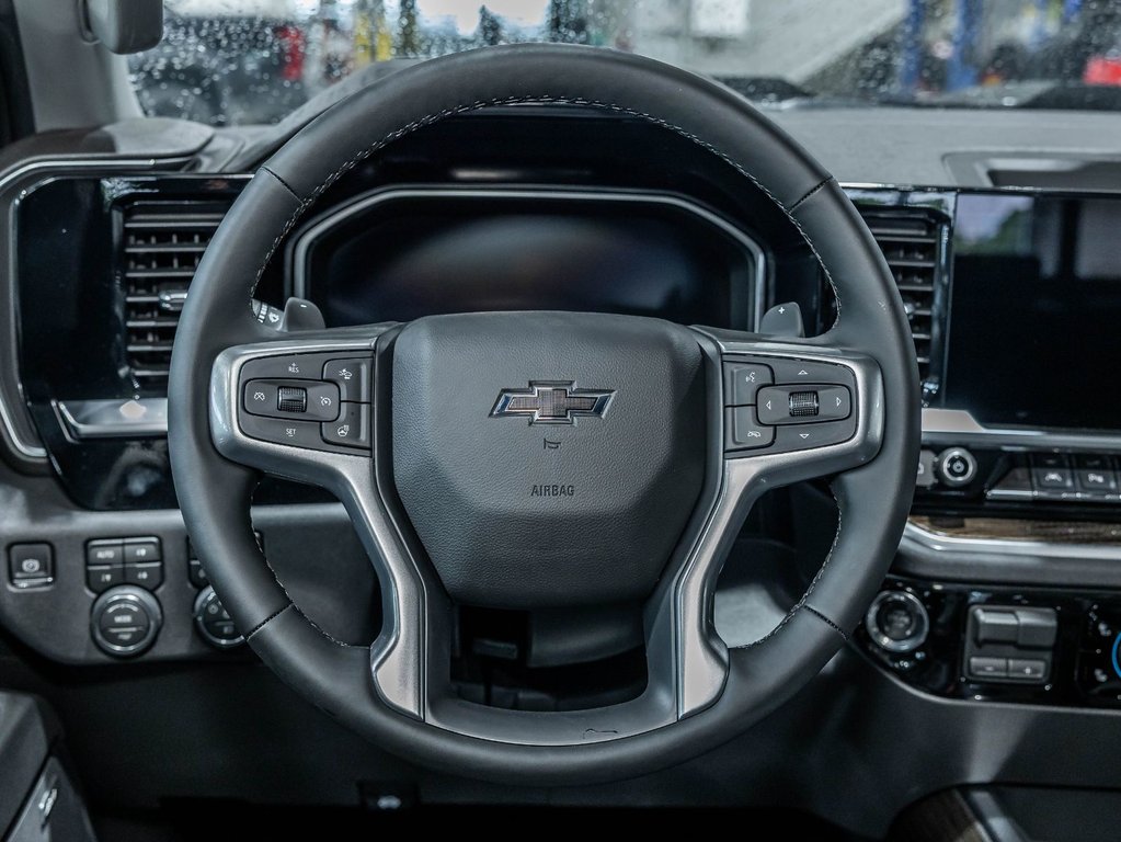 Chevrolet Silverado 1500  2026 à St-Jérôme, Québec - 13 - w1024h768px