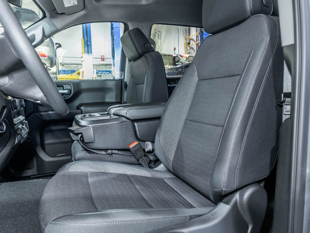 2026 Chevrolet Silverado 1500 in St-Jérôme, Quebec - 10 - w1024h768px