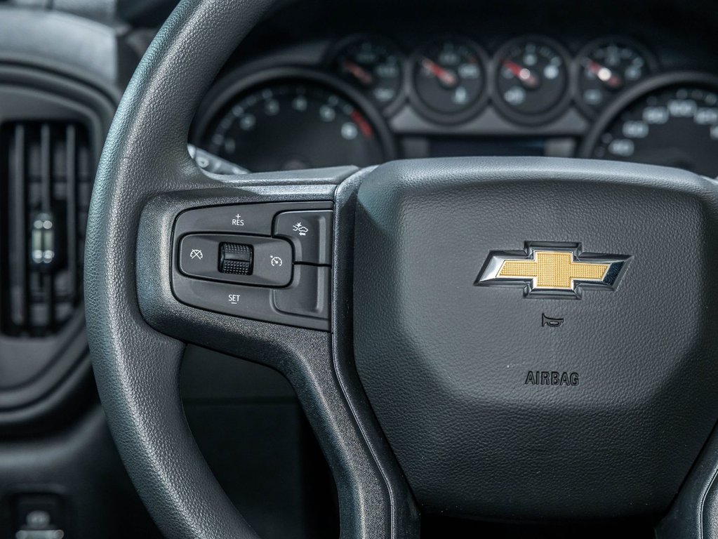 2026 Chevrolet Silverado 1500 in St-Jérôme, Quebec - 13 - w1024h768px