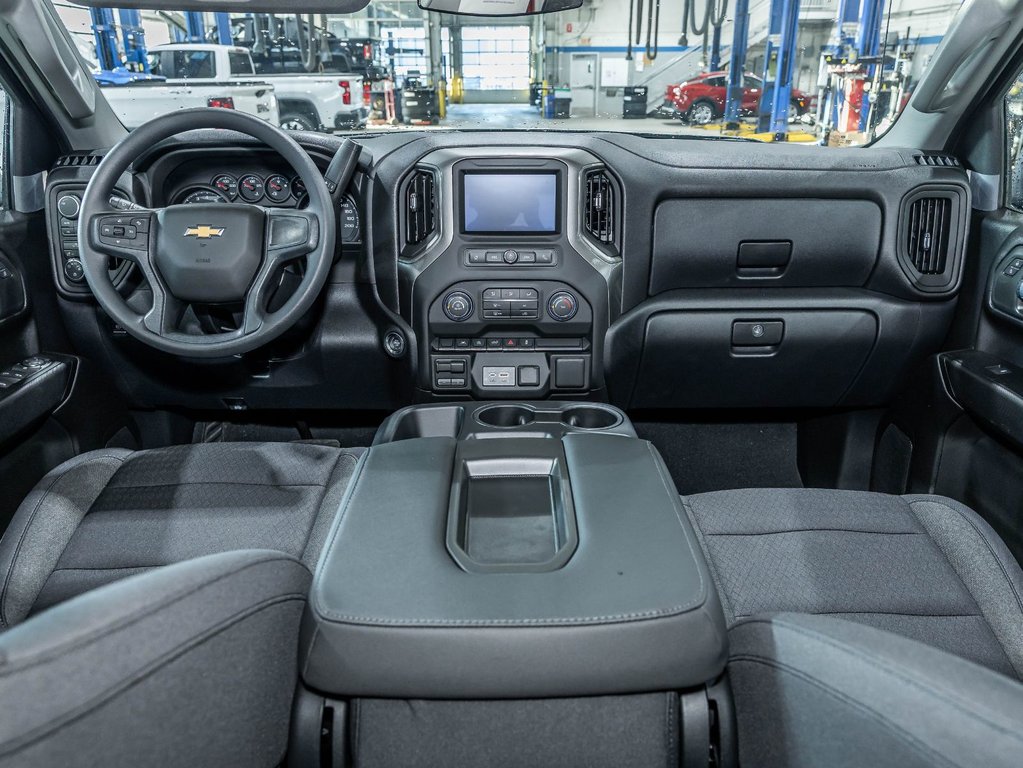 Chevrolet Silverado 1500  2026 à St-Jérôme, Québec - 4 - w1024h768px