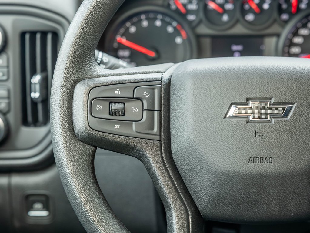2026 Chevrolet Silverado 1500 in St-Jérôme, Quebec - 14 - w1024h768px
