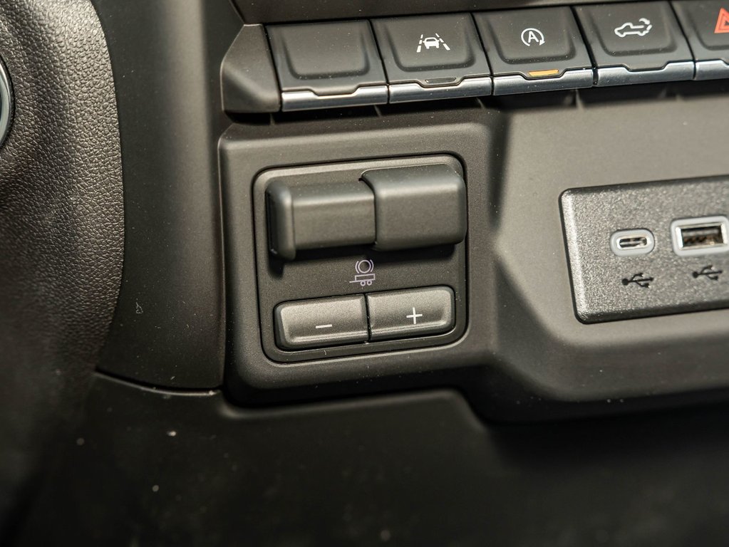 2026 Chevrolet Silverado 1500 in St-Jérôme, Quebec - 18 - w1024h768px