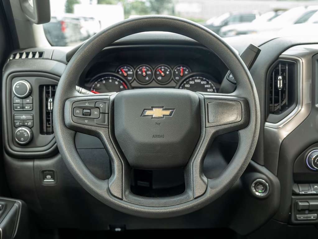 Chevrolet Silverado 1500  2026 à St-Jérôme, Québec - 12 - w1024h768px