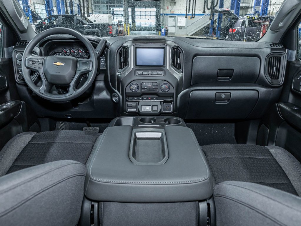 Chevrolet Silverado 1500  2026 à St-Jérôme, Québec - 4 - w1024h768px