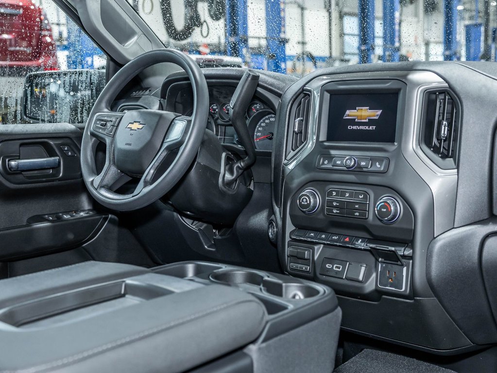 Chevrolet Silverado 1500  2026 à St-Jérôme, Québec - 27 - w1024h768px