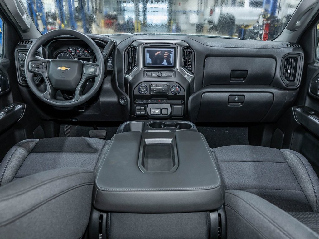 2026 Chevrolet Silverado 1500 in St-Jérôme, Quebec - 4 - w1024h768px