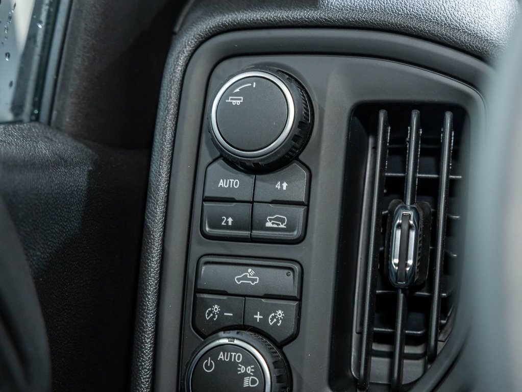 2026 Chevrolet Silverado 1500 in St-Jérôme, Quebec - 23 - w1024h768px