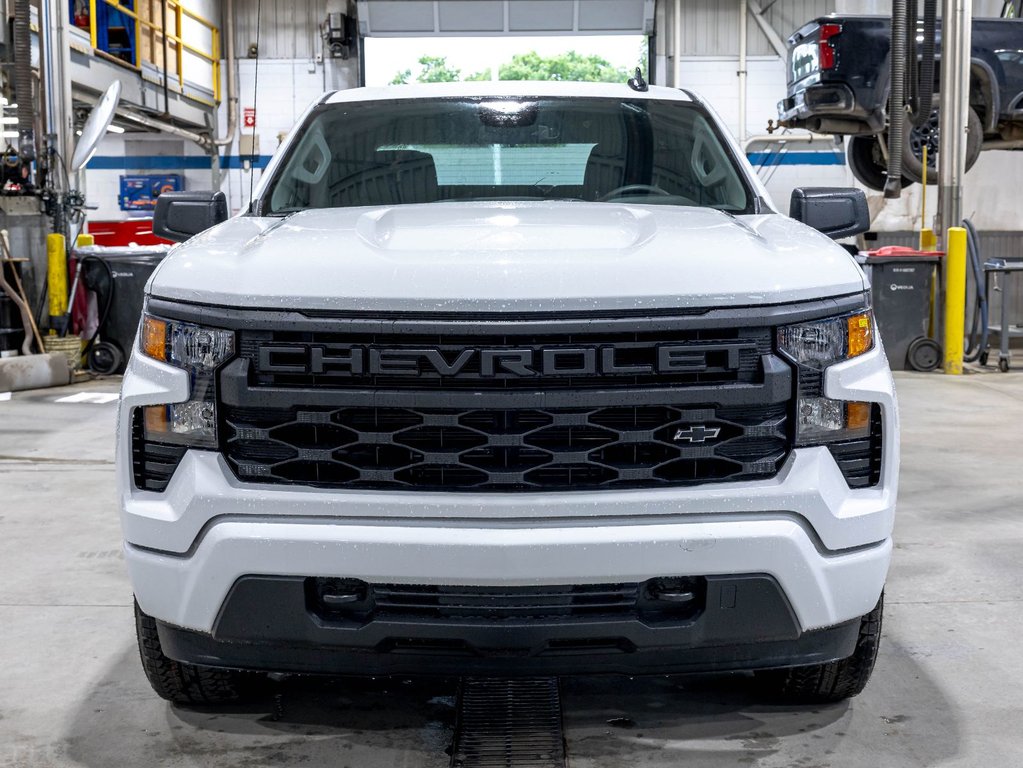 2026 Chevrolet Silverado 1500 in St-Jérôme, Quebec - 2 - w1024h768px