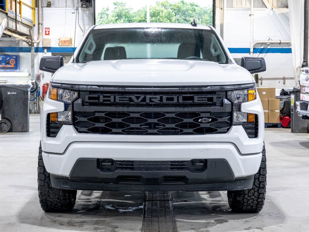2026 Chevrolet Silverado 1500 in St-Jérôme, Quebec - 2 - w1024h768px
