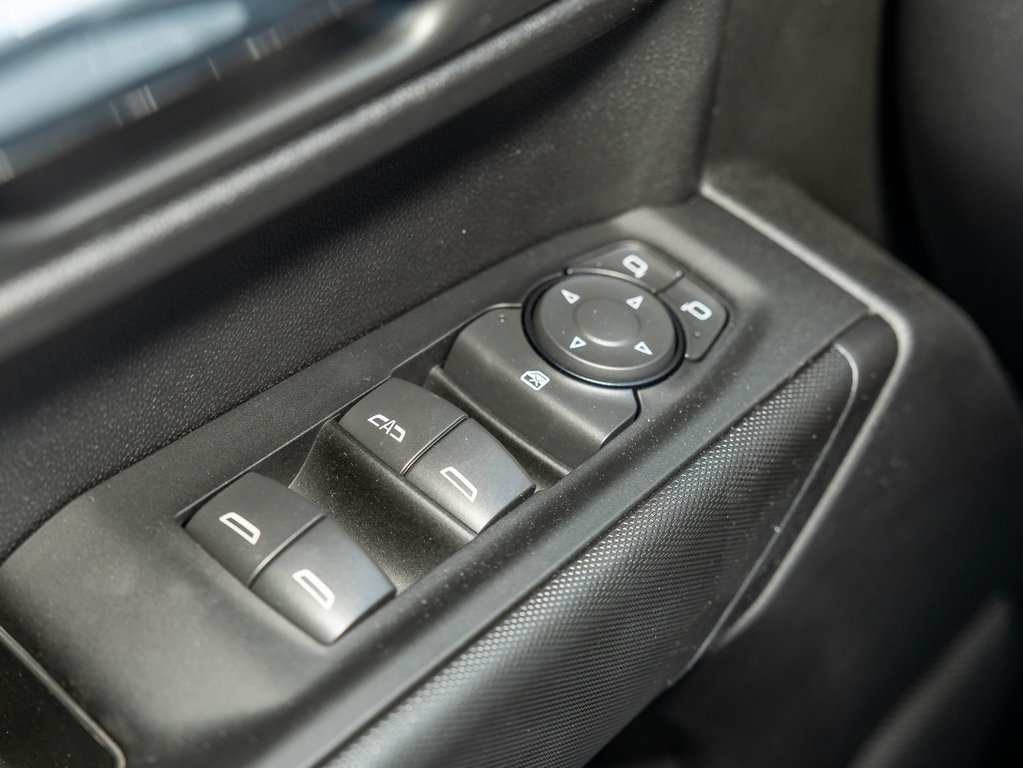 2026 Chevrolet Silverado 1500 in St-Jérôme, Quebec - 25 - w1024h768px