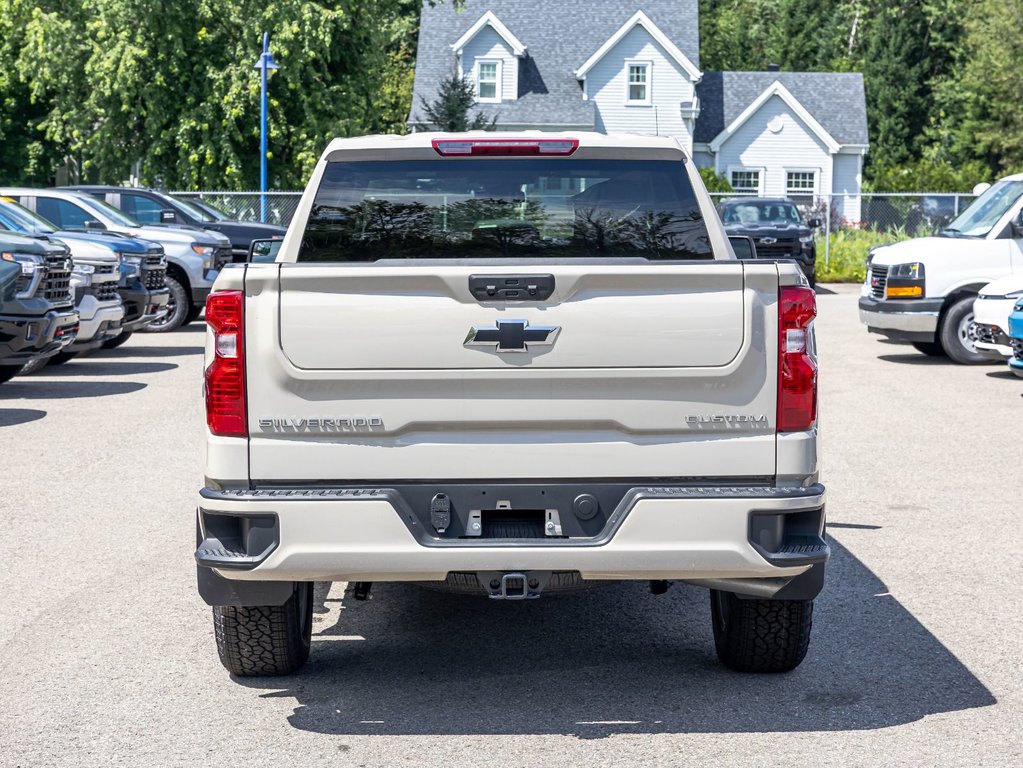 2026 Chevrolet Silverado 1500 in St-Jérôme, Quebec - 6 - w1024h768px