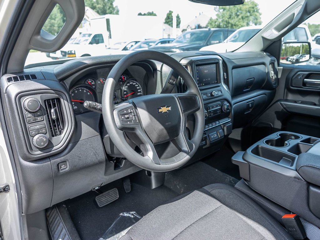 2026 Chevrolet Silverado 1500 in St-Jérôme, Quebec - 11 - w1024h768px